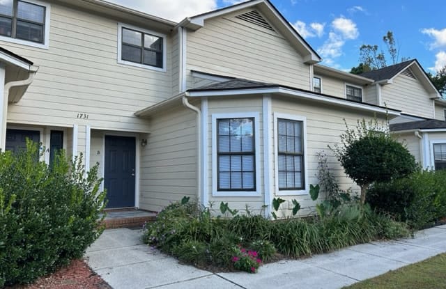 1731 41st St Apt B - 1731 South 41st Street, Wilmington, NC 28403