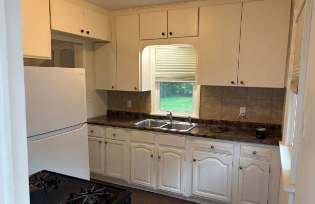 Cozy 3 Bed House in Waterloo, Iowa