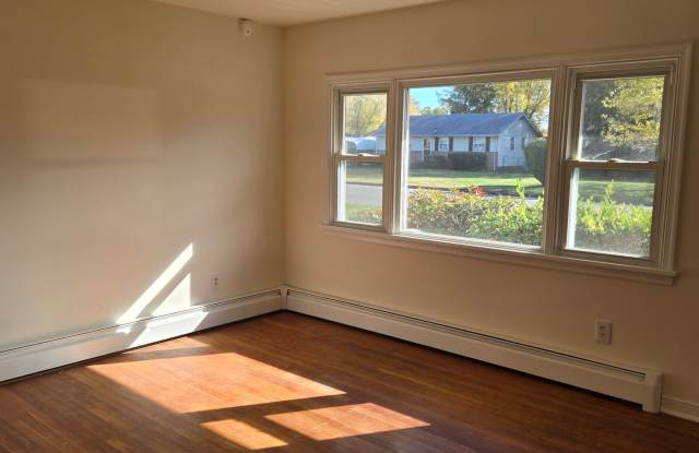 **4706 Glenspring Road, Henrico, VA – Move-In Ready Brick Rancher!**