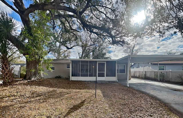 3821 Beechwood Boulevard