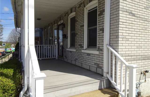 928 High Street