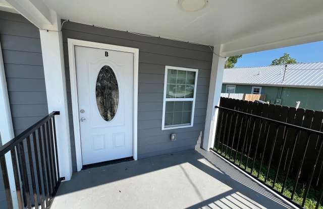 1706 Lake Avenue unit: B