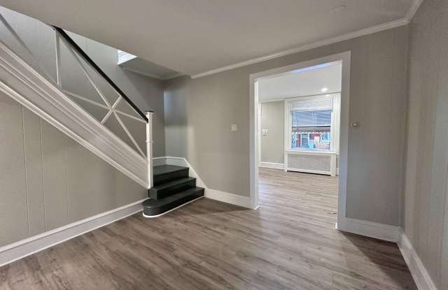 Photo of 934 N FALLON Street