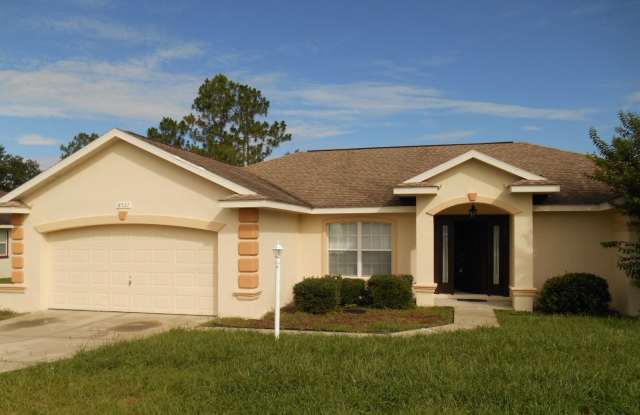 Photo of Charming 4-Bedroom, 2-Bath Home for Rent – Marion Oaks!