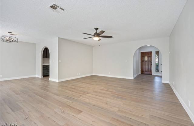 2258 Heavenly View Drive