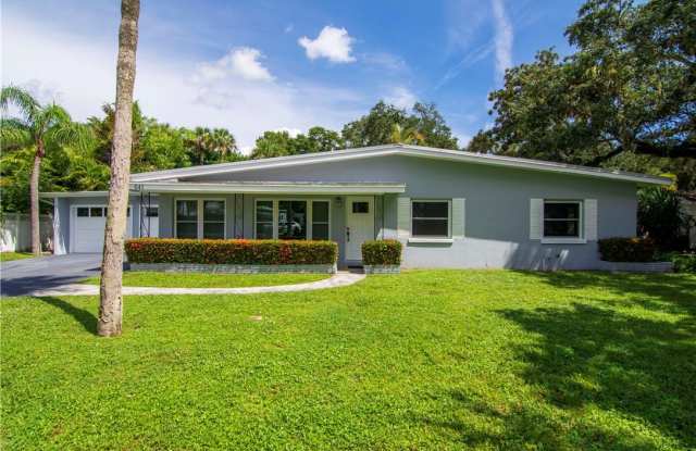 641 Bougainvillea