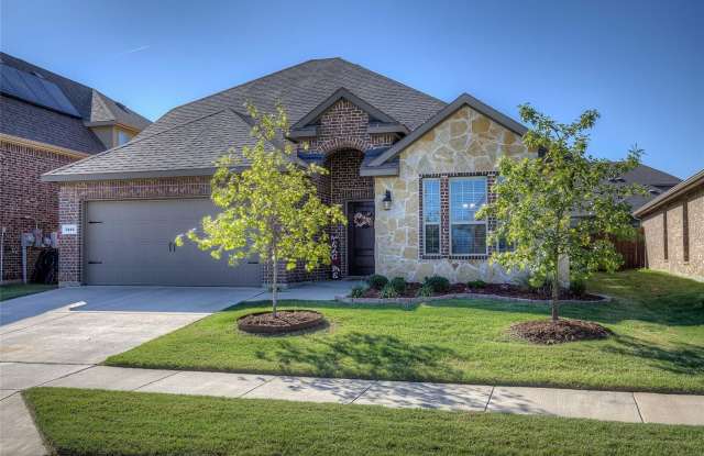 Beautiful 4 bedroom 3 bathroom, 1 living room with 1 Dining Attractive home located on a beautiful lot. - 3141 Hollow Branch Drive, Hunt County, TX 75189
