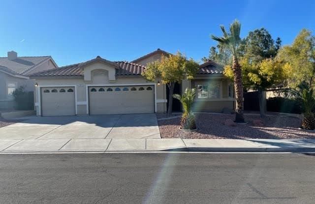 475 Mission Springs Street - 475 Mission Springs Street, Henderson, NV 89052