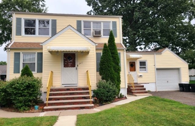 245 Bell Ave - 245 Bell Avenue, Hasbrouck Heights, NJ 07604