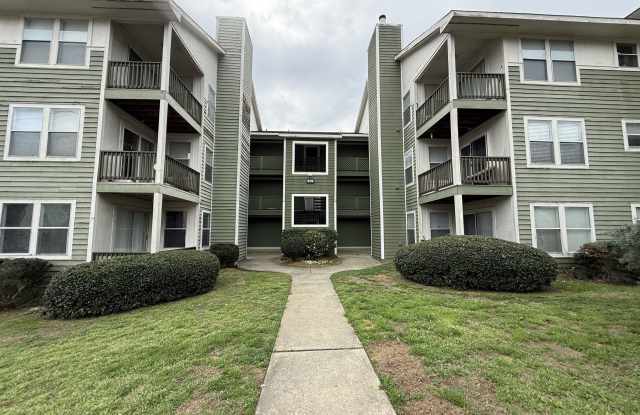 979-3 Stewarts Creek Drive