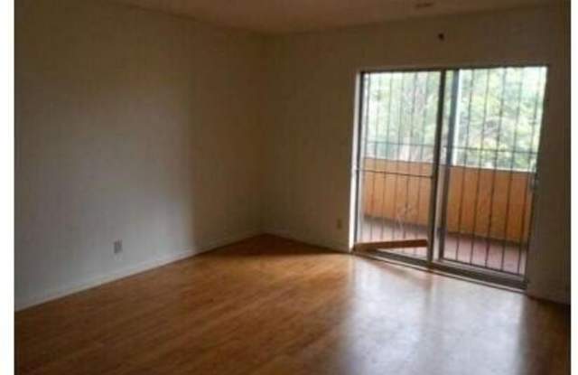 5950 NW 27th Place