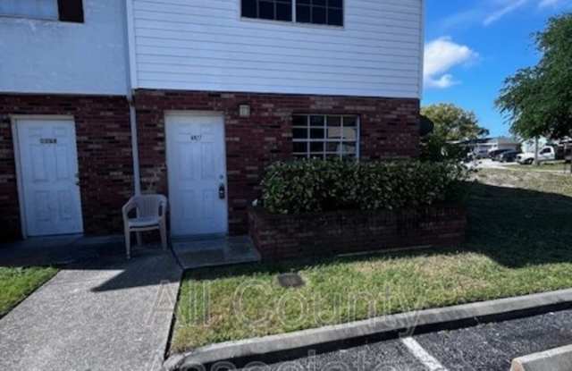 Photo of 8927 Cochise Ln