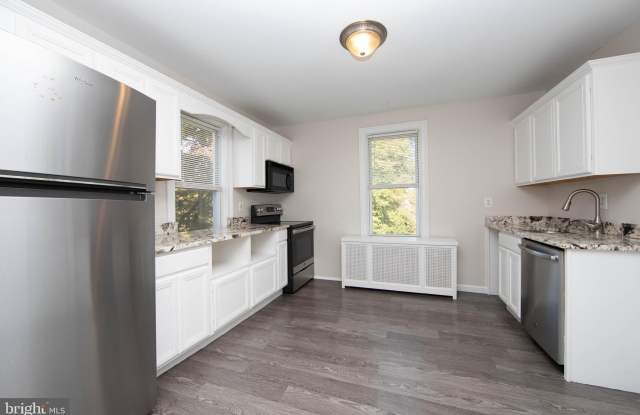 911 ELDRIDGE Avenue unit: B