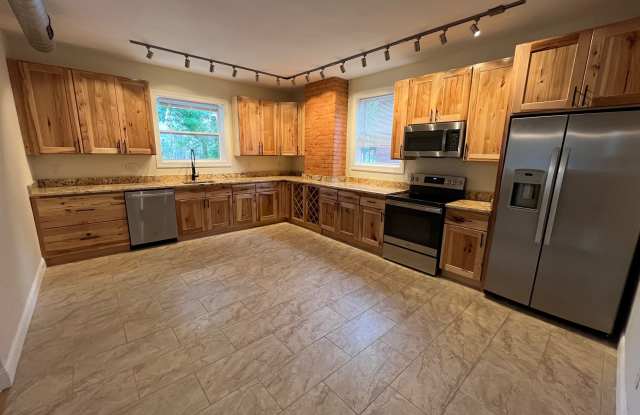 Photo of 6736 McPherson Blvd. #2