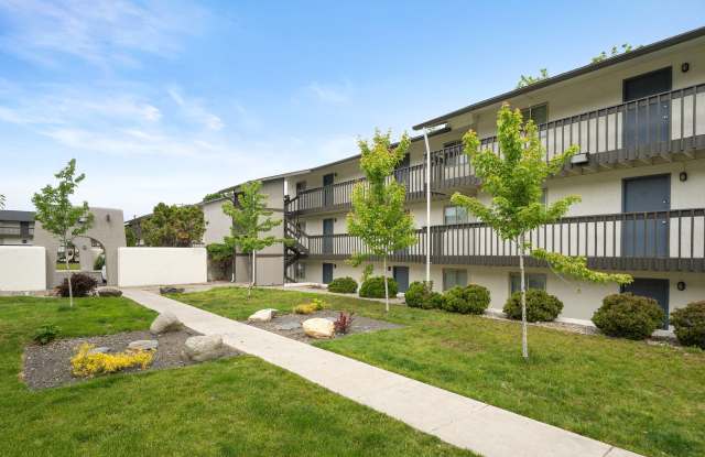 Photo of Serrano Apartments