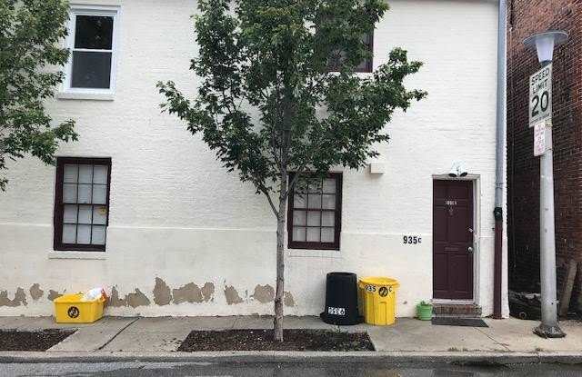 Photo of 935 S CHARLES Street unit: C