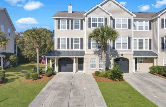 1418 Hamlin Park Circle