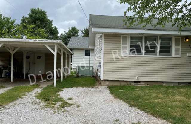 Adorable 2 Bedroom Available Now!