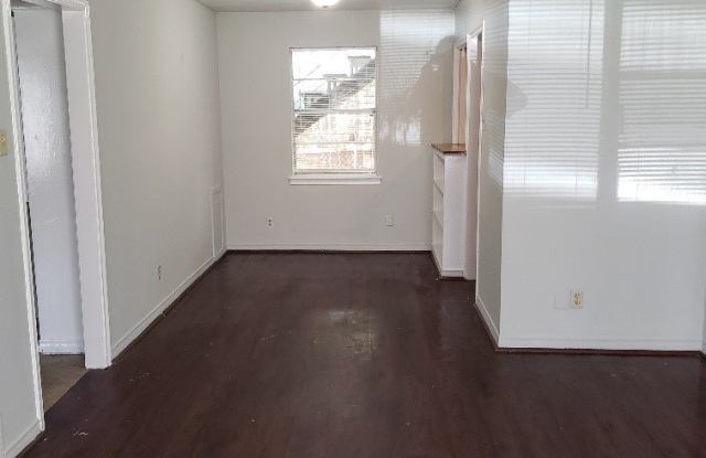 400 Oak Drive
