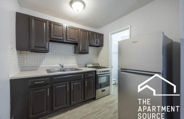 Photo of 4537 North Dover St.