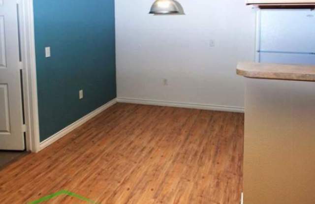 535 Gembler Rd, #1213