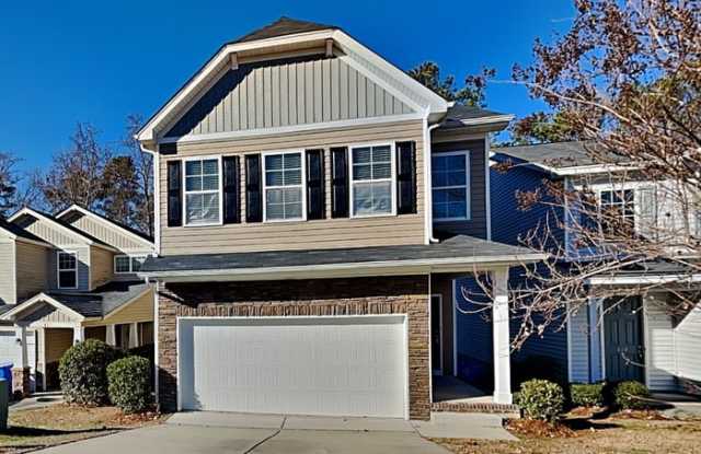 Photo of 428 Hawkeye Court