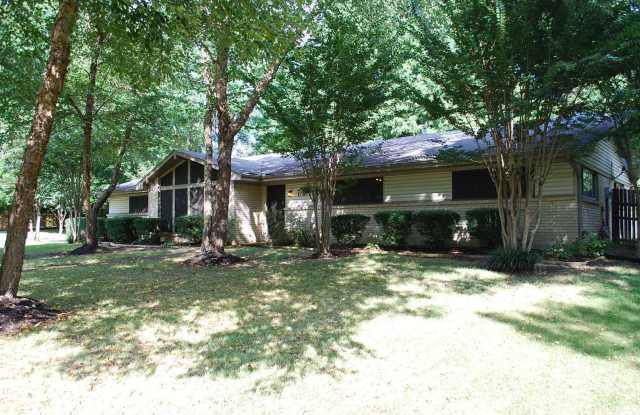 CHARMING GERMANTOWN HOME