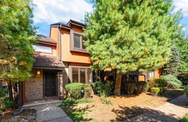 Photo of 148 Riverbend Dr