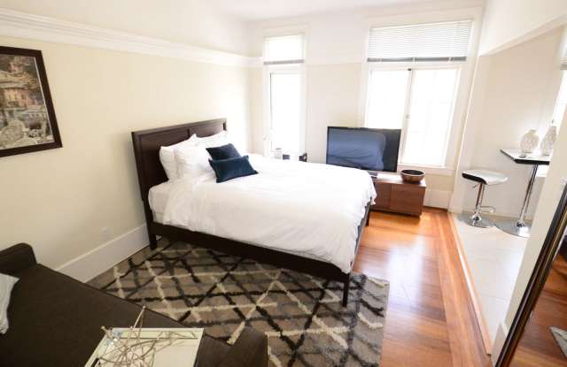 655 Stockton Apartments
