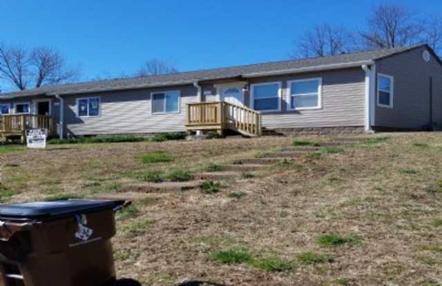 118 N Jefferson Cir