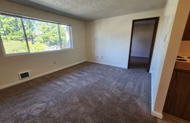 7935-9 3rd Ave SE