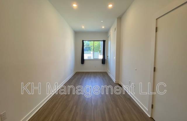 976 North 45th Street - 1