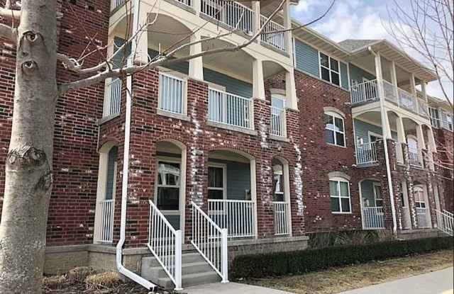 LUXURY 3br/2ba ON THE PENINSULA!! AVAILABLE JUNE 1st!