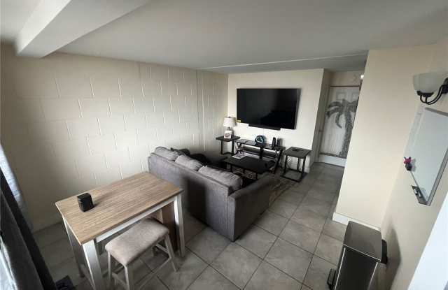 834 Lehua Avenue unit: 305