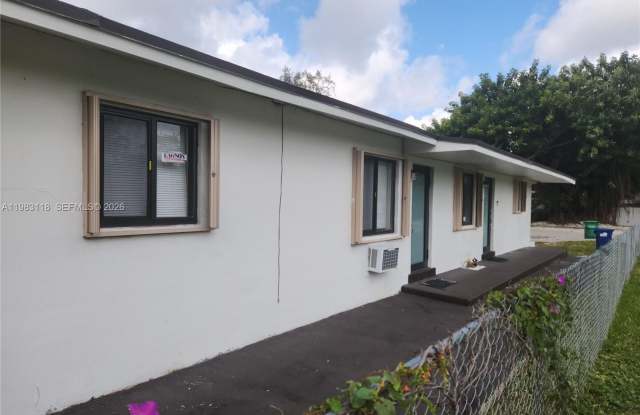 836 NW 98th St