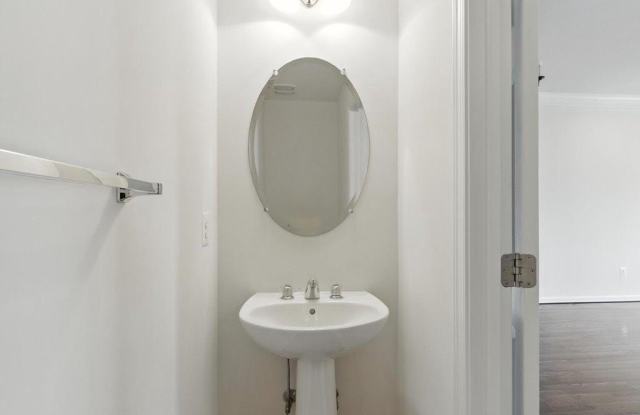 42896 PAMPLIN TERRACE