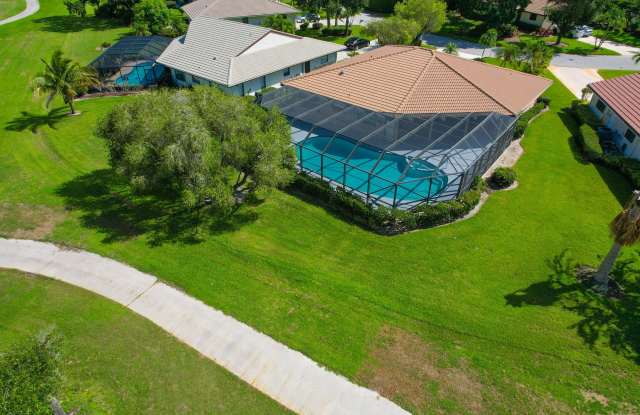 2284 SW Spoonbill Drive