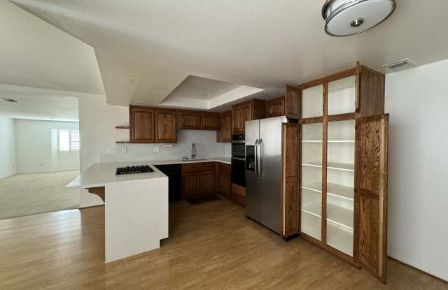 1307 West 7th Street