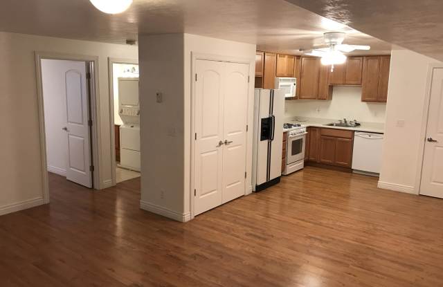 Photo of 616 East 2100 North