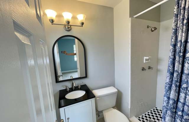 450 Bryn Mawr Boulevard