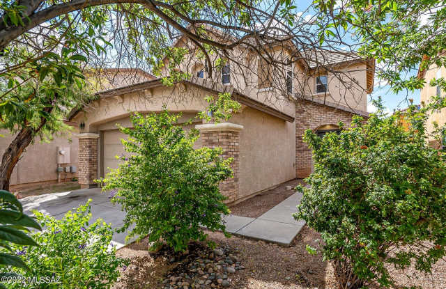 Gorgeous 2 Story in Rancho Valencia!! - 7068 South BRICKELLBUSH Lane, Pima County, AZ 85756