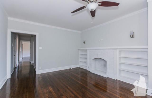 Photo of 5160 N Leavitt