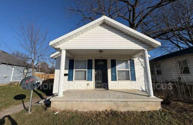 Photo of 704 N Kansas