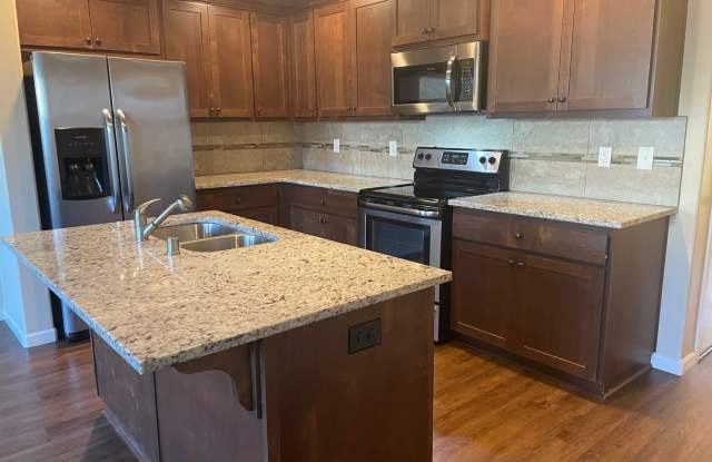 Photo of Covington Manor 9700-9816