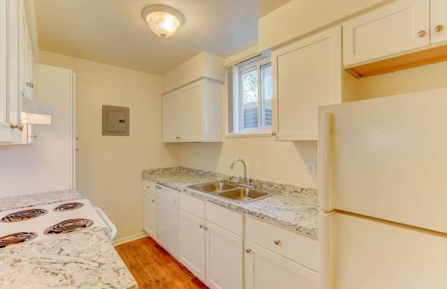 Creekside At Amherst Apartments