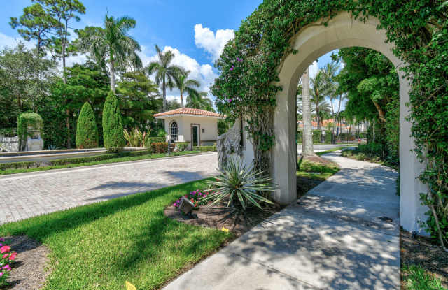 353 Chambord Terrace