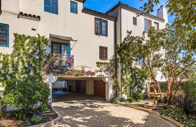220 Santa Barbara St