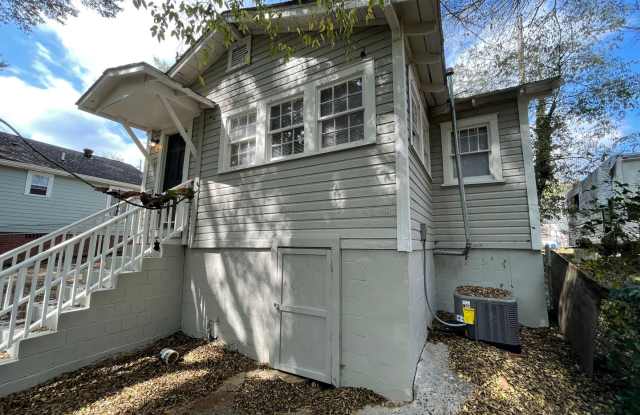 Cozy 3/1 House in South Rome- $1,095