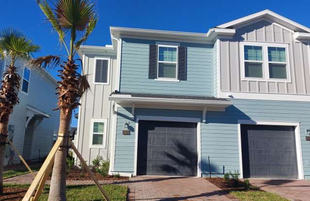 Townhome in Shearwater