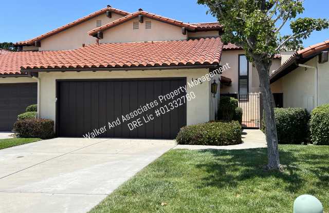175 Foxenwood Dr